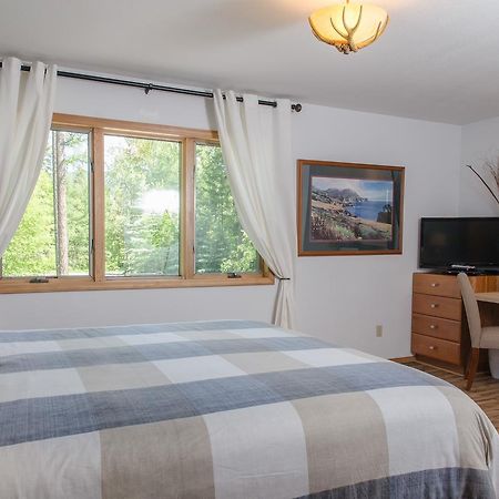 Meadow Lake View Bed And Breakfast โคลัมเบียฟอลส์ ภายนอก รูปภาพ