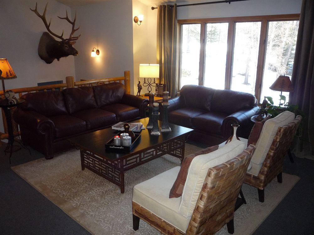 Meadow Lake View Bed And Breakfast โคลัมเบียฟอลส์ ภายนอก รูปภาพ