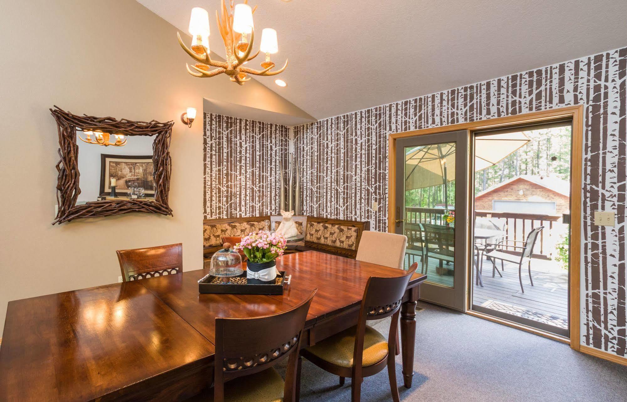 Meadow Lake View Bed And Breakfast โคลัมเบียฟอลส์ ภายนอก รูปภาพ